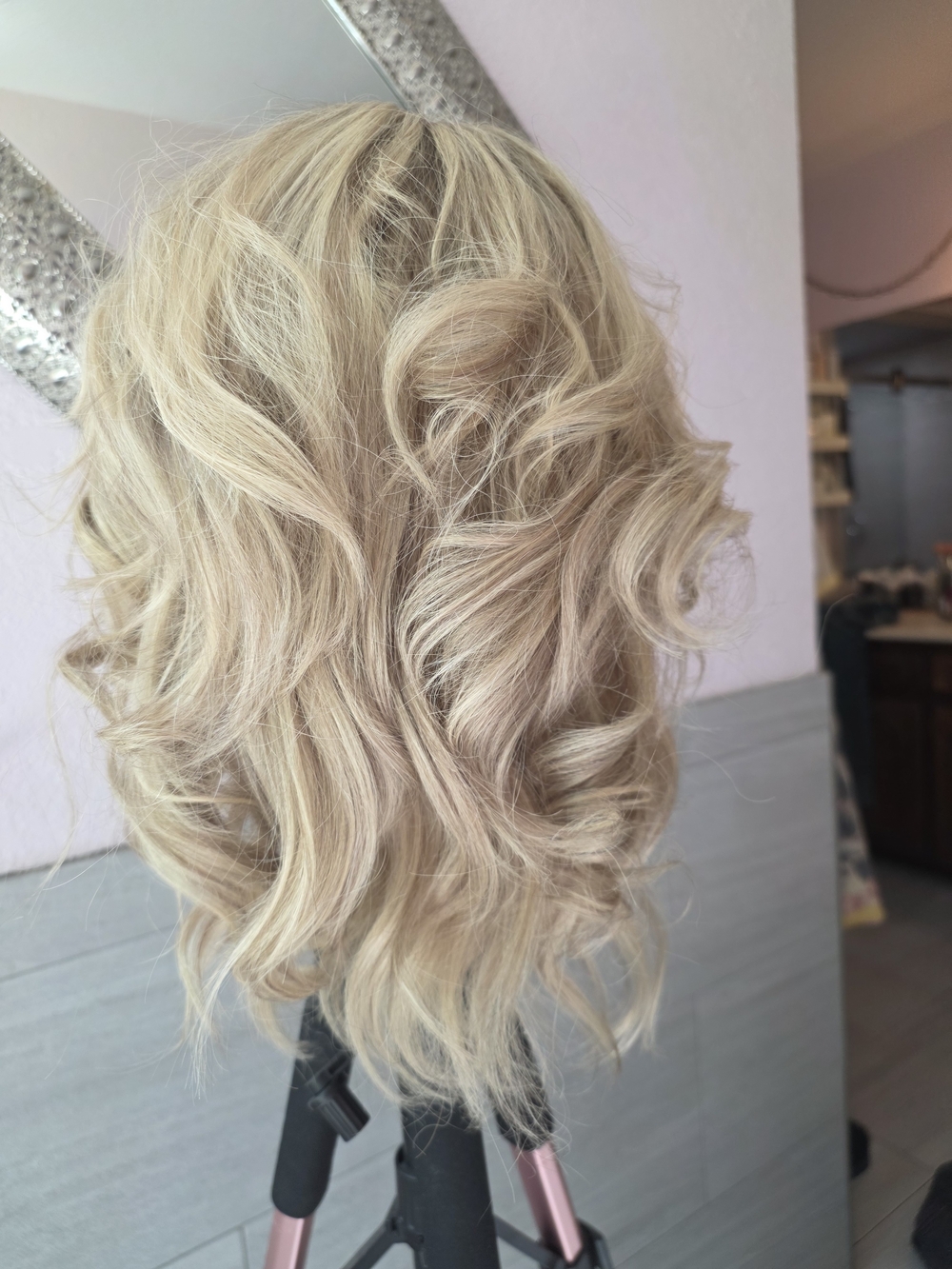 Blonde Wavy 100% Real Human Hair Wig - Natural Light Blonde